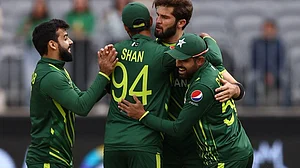 تصویر ٹوئٹر / @RealPCB