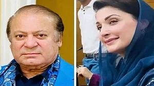 پاکستان میں زبردست سیاسی طوفان کا اندیشہ، نواز شریف کی ہدایت پر بیٹی مریم ملک چھوڑ کر لندن پہنچیں