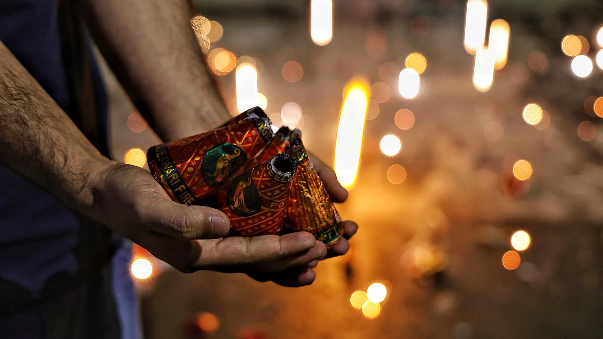 دہلی میں آتش بازی / Getty Images