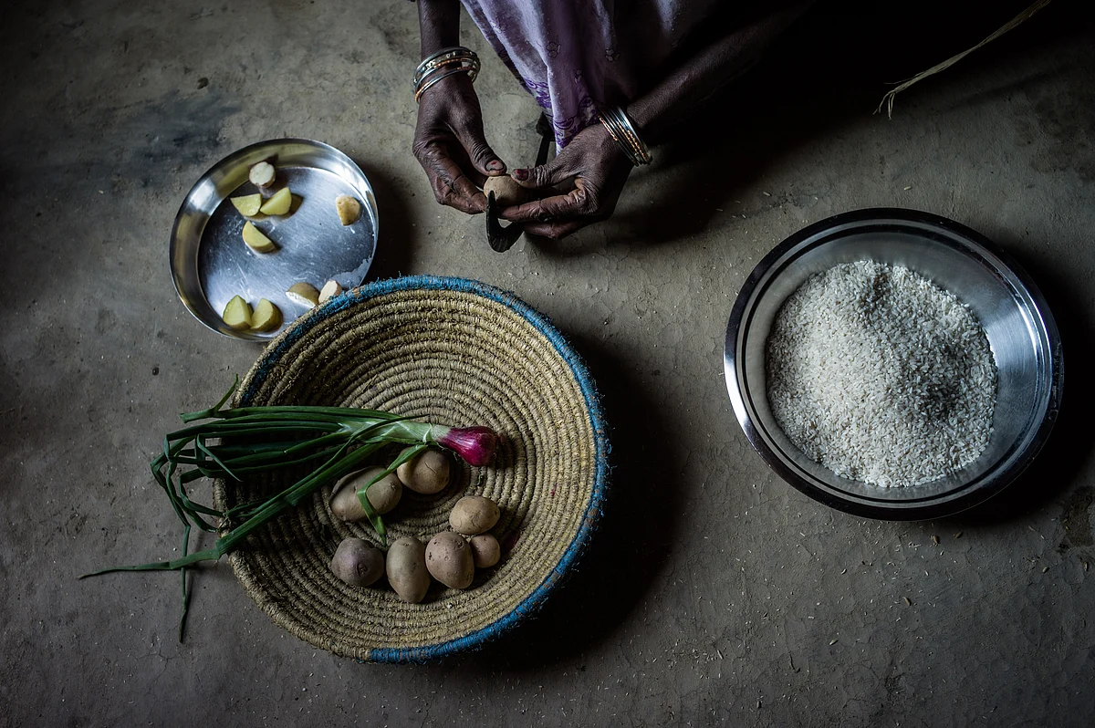 ملک میں غربت کی صورتحال انتہائی تشویشناک، بھوک پر حکومتی دلیل کی پول کھول رہے ہیں اعداد و شمار