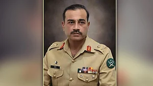 اہم خبریں: لیفٹیننٹ جنرل عاصم منیر ہوں گے پاکستانی آرمی کے نئے سربراہ، وزیر اعظم شہباز شریف کا فیصلہ