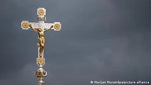 رواں برس لاکھوں جرمن شہریوں نے چرچ سے منہ موڑ لیا