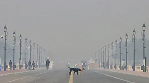 دہلی کی فضائی آلودگی میں معمولی کمی، اے کیو آئی 500 سے نیچے لیکن سنگین زمرے میں برقرار