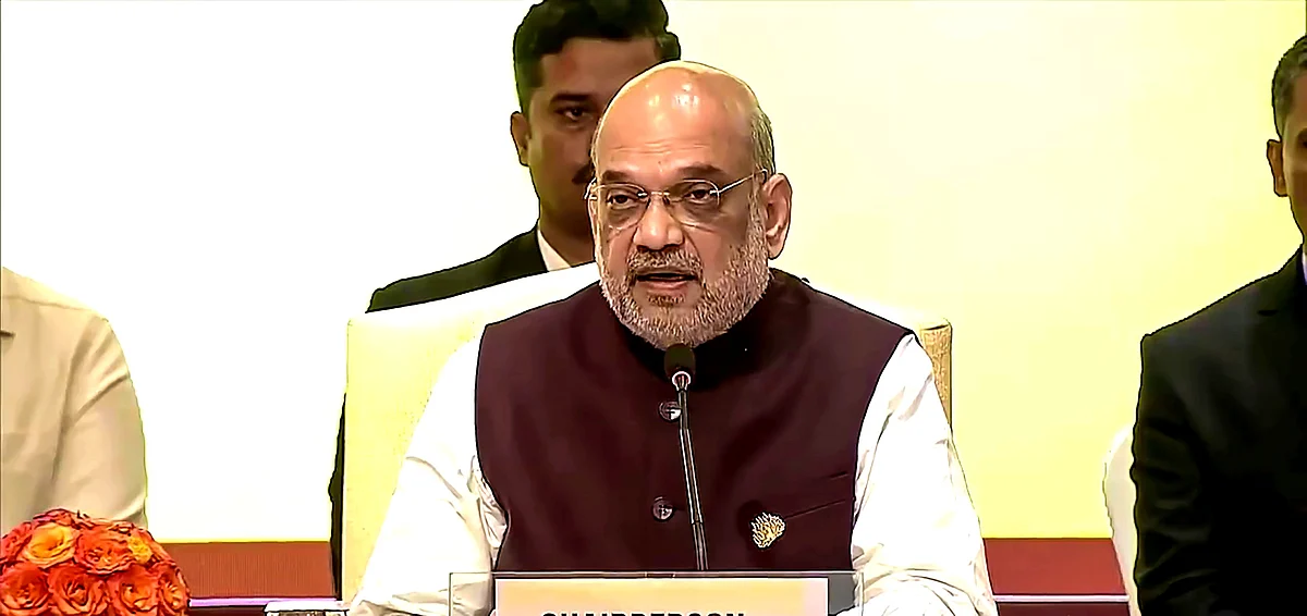 نیا قانون یا بھگوڑوں کے لیے نجات نامہ؟ شاہ کے بیان سے ہندوستان کی قانونی ساکھ پر سوال...آشیش رے