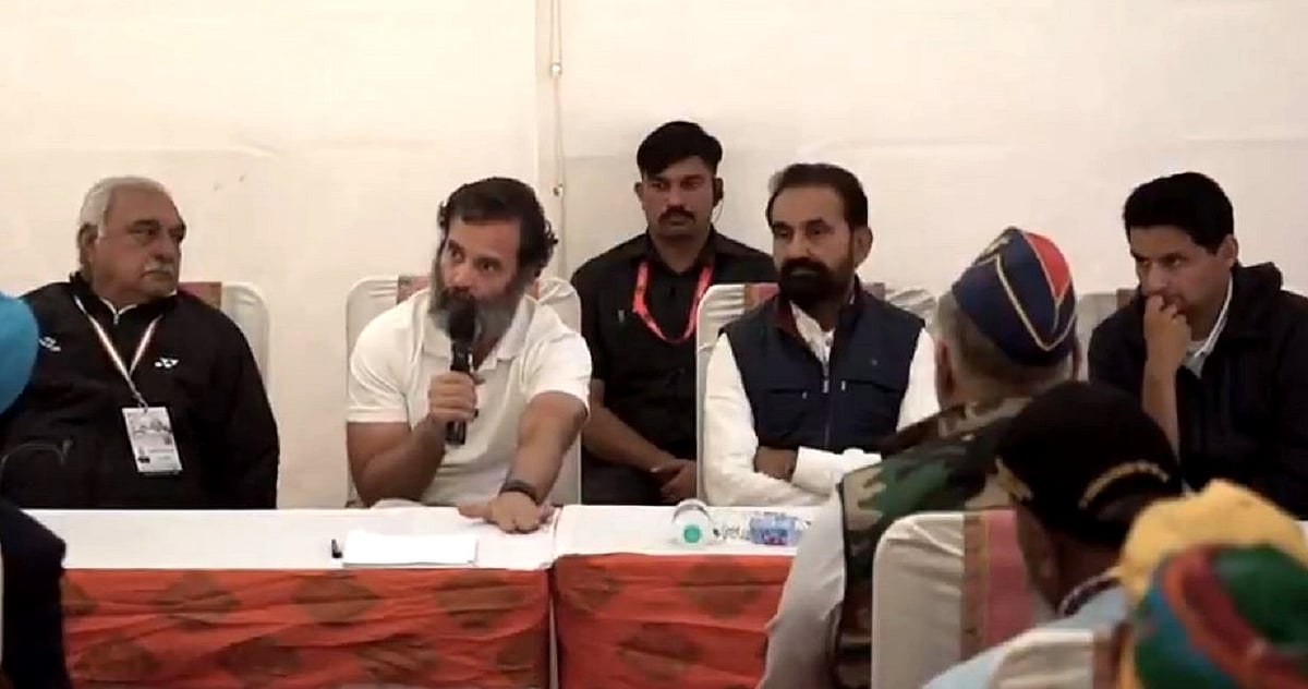 ہندوستان کے خلاف چین-پاک ایک ساتھ ہیں: راہل گاندھی