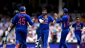 فٹ ہونے کے باوجود سری لنکا کے خلاف منتخب ہندوستانی ٹیم میں بمراہ اور جڈیجہ کو کیوں نہیں ملی جگہ؟