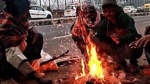 ملک کے بیشتر حصوں میں سردی، کہرے اور سرد لہر کے اثرات، کئی دنوں تک راحت کی امید نہیں
