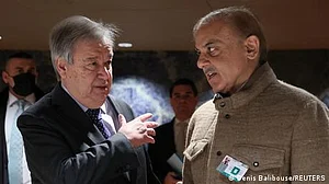 ’کوئی بھی مفت پیسہ نہیں دیتا، پاکستان کو مطالبات ماننا ہوں گے‘