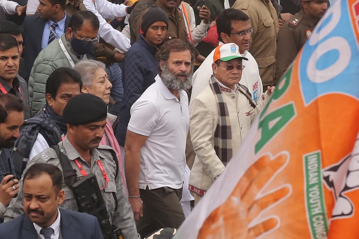 اہم خبریں: آخری گیند تک چلے دلچسپ مقابلے میں ہندوستان نے سری لنکا کو 2 رنوں سے دی شکست