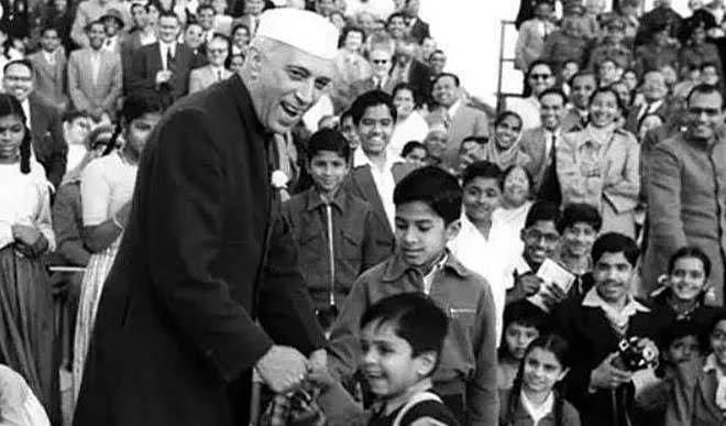 <div class="paragraphs"><p>جواہر لال نہرو کی 1960 میں کی گئی پنجاب یاترا</p></div>