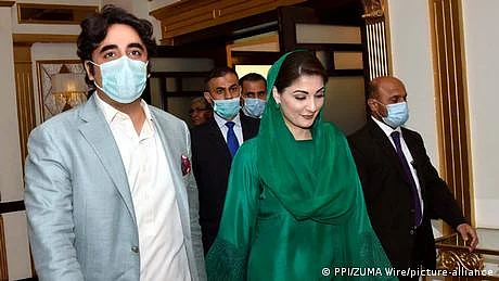 پاکستان کی سیاسی جماعتوں میں جمہوریت کب آئے گی؟