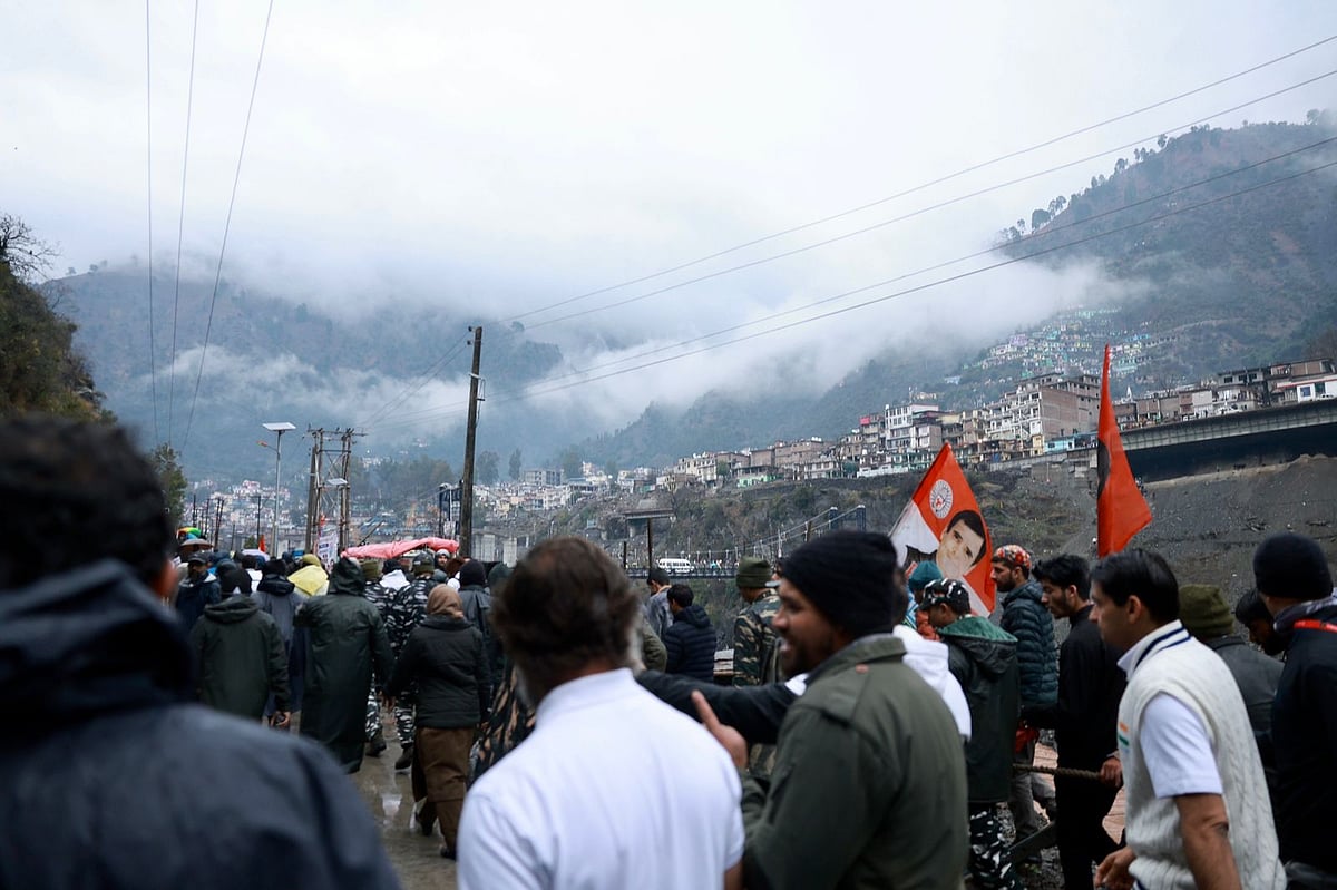 جموں و کشمیر کی خوبصورت وادیوں میں ’بھارت جوڑو یاترا‘ کو مل رہی خوب حمایت، دیکھیں تصویری جھلکیاں