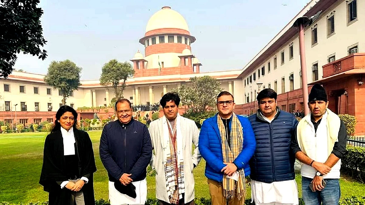 <div class="paragraphs"><p>عمران پرتاپ گڑھی و دیگر</p></div>