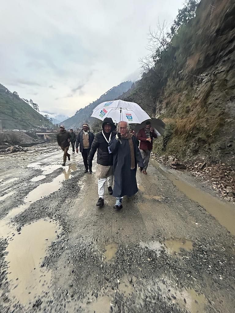 جموں و کشمیر کی خوبصورت وادیوں میں ’بھارت جوڑو یاترا‘ کو مل رہی خوب حمایت، دیکھیں تصویری جھلکیاں