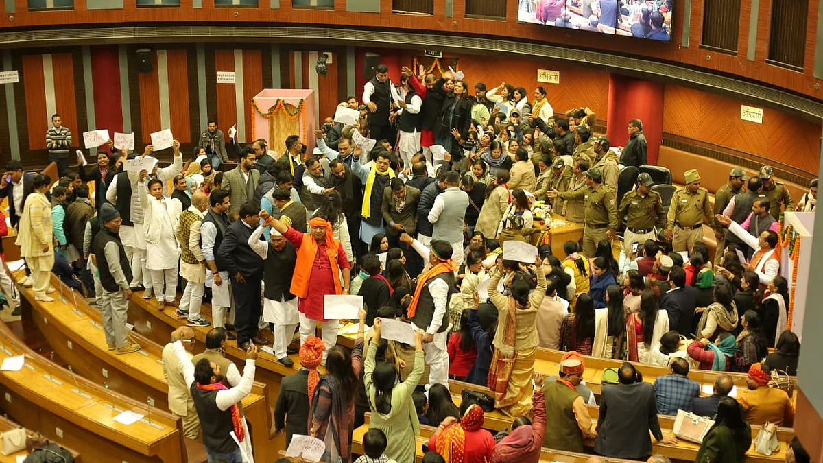 <div class="paragraphs"><p>میئر انتخاب کی فائل تصویر قومی آواز / وپن</p></div>