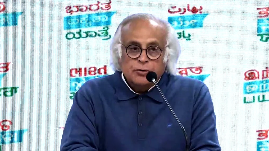 <div class="paragraphs"><p>جئے رام رمیش</p></div>