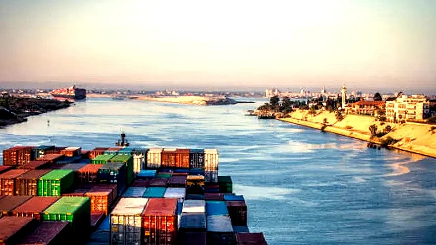 <div class="paragraphs"><p>نہر سوئز</p></div>