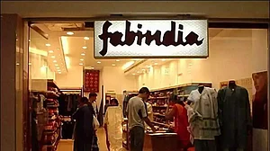 شیئر بازار میں زبردست اٹھا پٹخ سے فیب انڈیا فکر مند، 4000 کروڑ روپے پر مشتمل آئی پی او لانے کا منصوبہ ملتوی