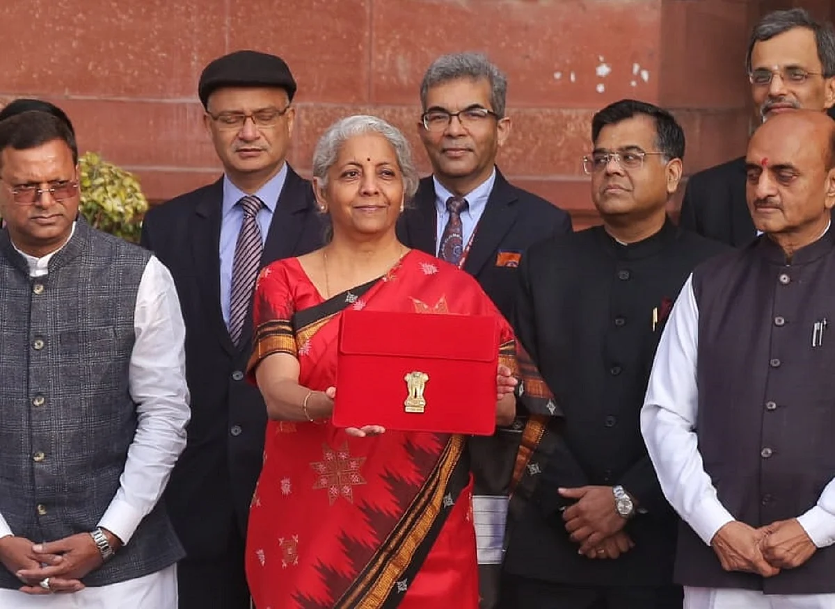 غریبوں پر خاموش حملہ: سونیا گاندھی کی بجٹ 24-2023 پر تحریر