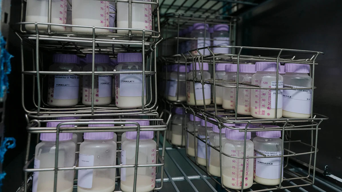 <div class="paragraphs"><p>ماں کے دودھ کا بینک، علامتی تصویر/ Getty Images</p></div>