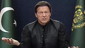 ممنوعہ فنڈنگ کیس میں الیکشن کمیشن کے نوٹس کے خلاف پی ٹی آئی کی درخواست خارج