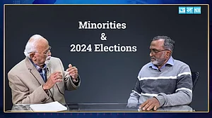 <div class="paragraphs"><p>سینئر صحافی ظفر آغا (بائیں) 2024 عام انتخابات سے متعلق اپنی رائے ظاہر کرتے ہوئے</p></div>