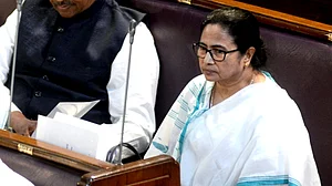 مرکزی حکومت میڈیا کی آواز کو دبانے کی کوشش کر رہی ہے، بی بی سی کے دفتر پر انکم ٹیکس کا چھاپا افسوسناک: ممتا بنرجی