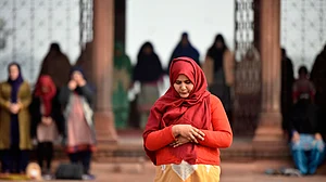 مساجد میں خواتین کی نماز: مسلم پرسنل لا بورڈ نے سپریم کورٹ میں داخل کیا حلف نامہ