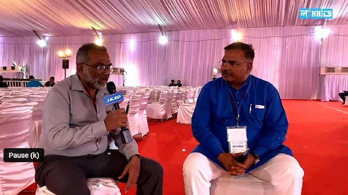 <div class="paragraphs"><p>کانگریس کے ترجمان آلوک شرما اور سید خرم رضا</p></div>