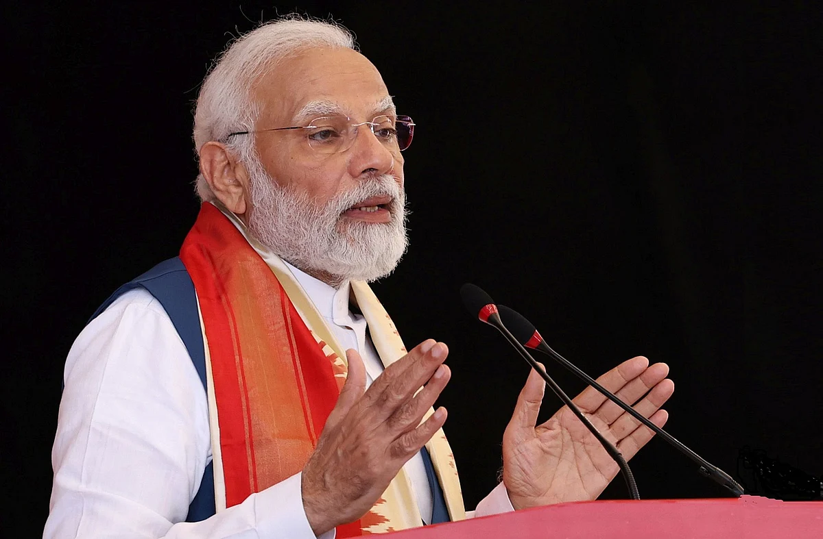 گاندھی پر وزیر اعظم مودی کا بیان، لا علمی یا سیاست؟