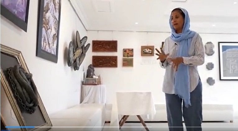 بدلتا سعودی عرب: مذہبی پابندیوں میں نرمی کے بعد خاتون مصور خوش