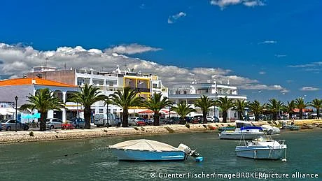 پرتگال کا گولڈن ویزا کے خاتمے کا اقدام کس حد تک مثبت ہے؟