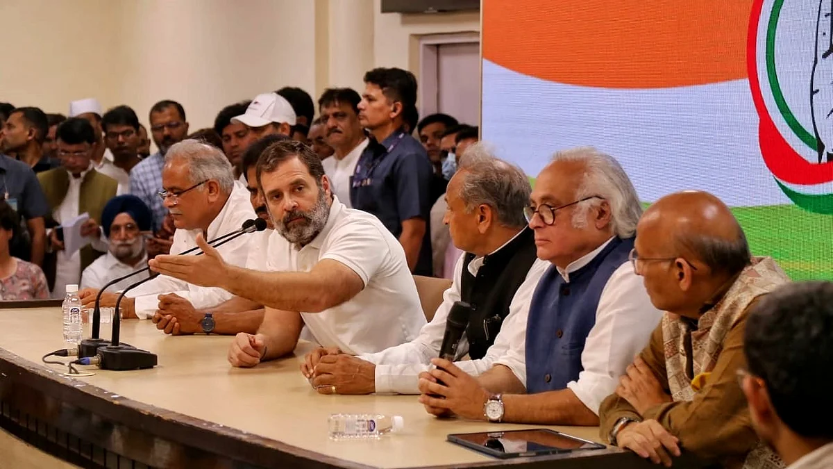 <div class="paragraphs"><p>تصویر قومی آواز/ویپن</p></div>