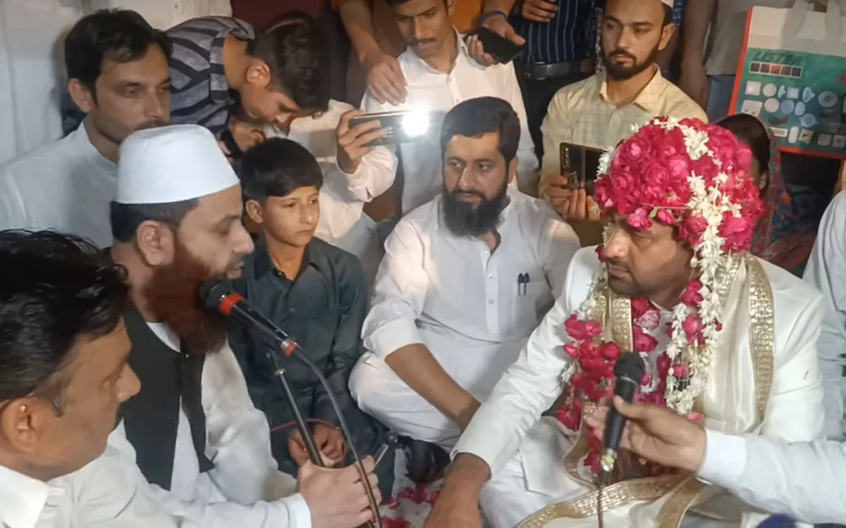 الیکشن نے کرا دیا مامون شاہ اور ثنا خان کا نکاح! دلہن کے لباس میں کاغذات نامزدگی کیے داخل