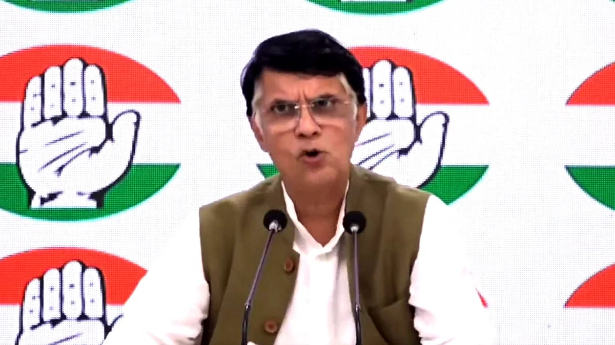 <div class="paragraphs"><p>پون کھیڑا، تصویر @INCIndia</p></div>