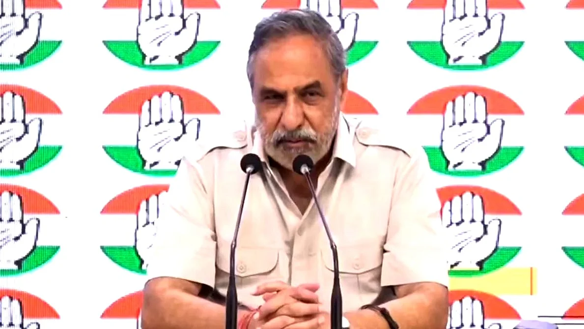 <div class="paragraphs"><p>آنند شرما، تصویر ٹوئٹر@INCIndia</p></div>