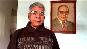 دروپدی مرمو ادیواسی خاتون ہیں اس لئے ان کے ہاتھوں سے پارلیمنٹ کی نئی عمارت کا افتتاح نہیں کروایا گیا: پرکاش امبیڈکر