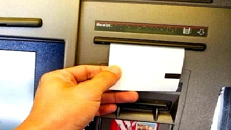 <div class="paragraphs"><p>بینک اے ٹی ایم، علامتی تصویر آئی اے این ایس</p></div>