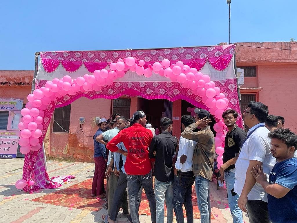 اتر پردیش بلدیاتی انتخاب: برقع کو لے کر امروہہ میں ہنگامہ، نصف گھنٹہ تک ووٹنگ کا عمل ہوا متاثر