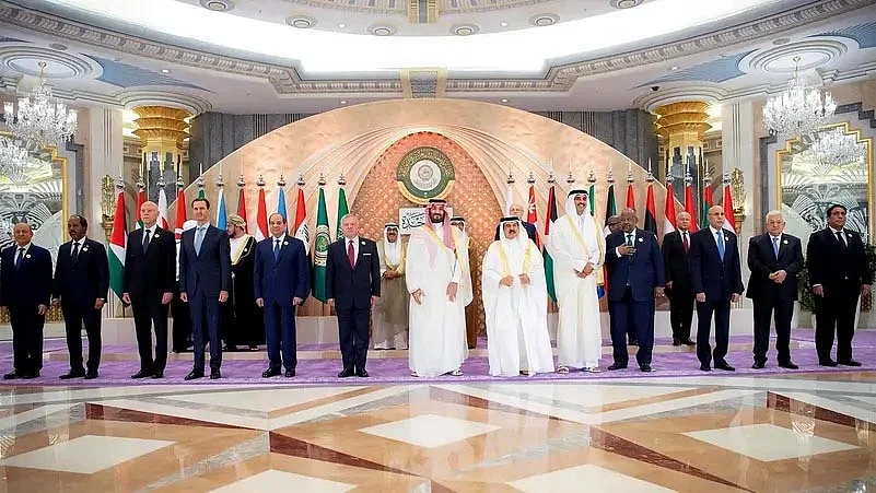<div class="paragraphs"><p>عرب لیگ کا اجلاس</p></div>
