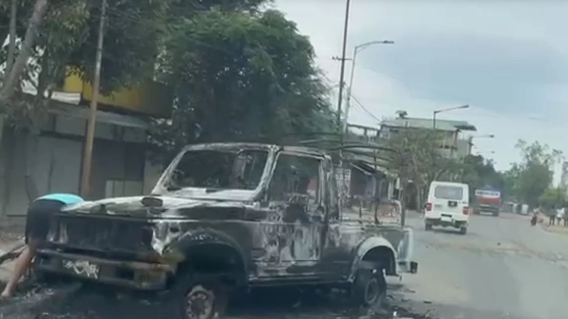 <div class="paragraphs"><p>منی پور میں حالات کشیدہ</p></div>