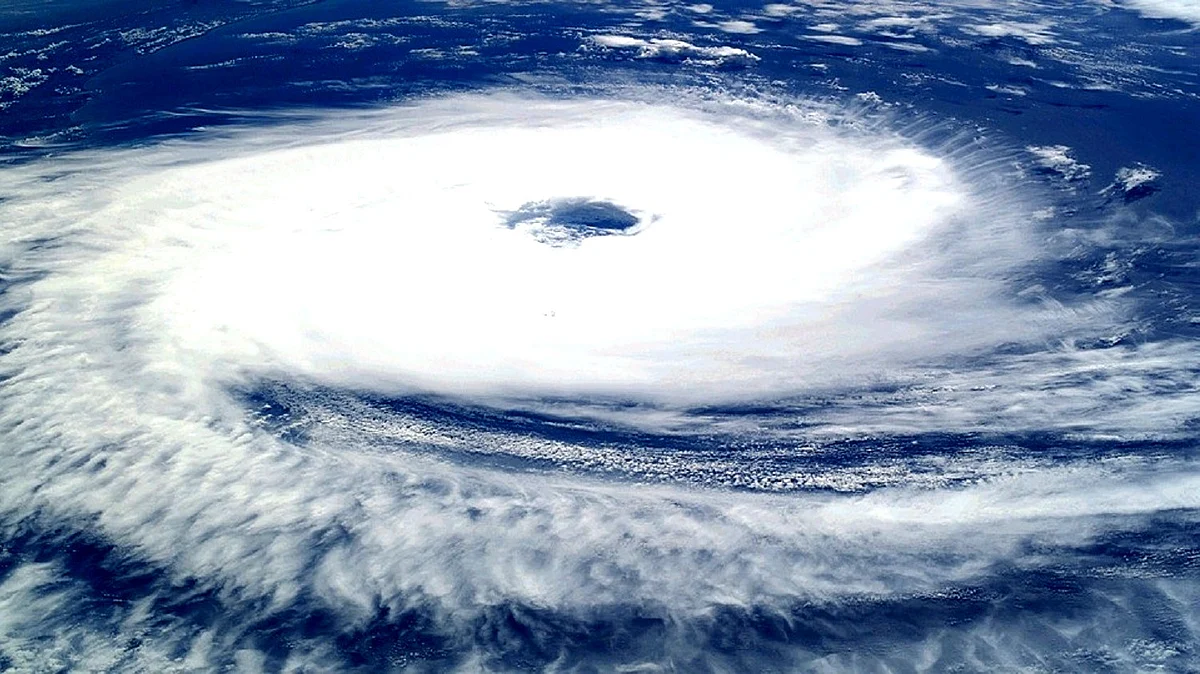 <div class="paragraphs"><p>گردابی طوفان، علامتی تصویر آئی اے این ایس</p></div>