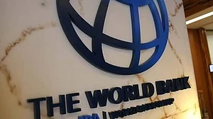 شدید غربت سے جنگ کے لیے عالمی بینک کو سرمایہ درکار