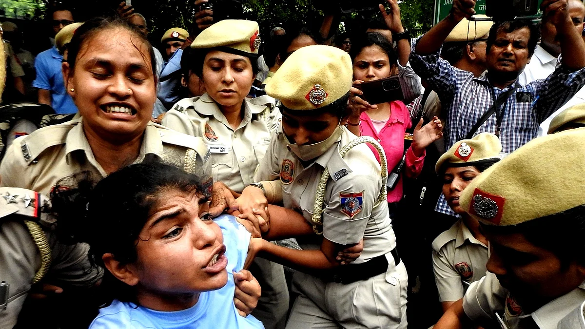 <div class="paragraphs"><p>ساکشی ملک، تصویر آئی اے این ایس</p></div>