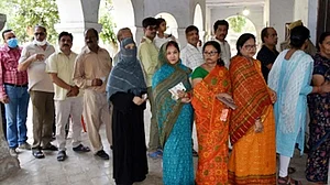 یوپی بلدیاتی انتخابات: 38 اضلاع میں دوسرے مرحلے کی پولنگ، ووٹر 7 میئروں کا بھی کریں گے فیصلہ