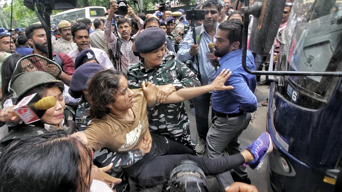 <div class="paragraphs"><p>تصویر قومی آواوز / وپن</p></div>