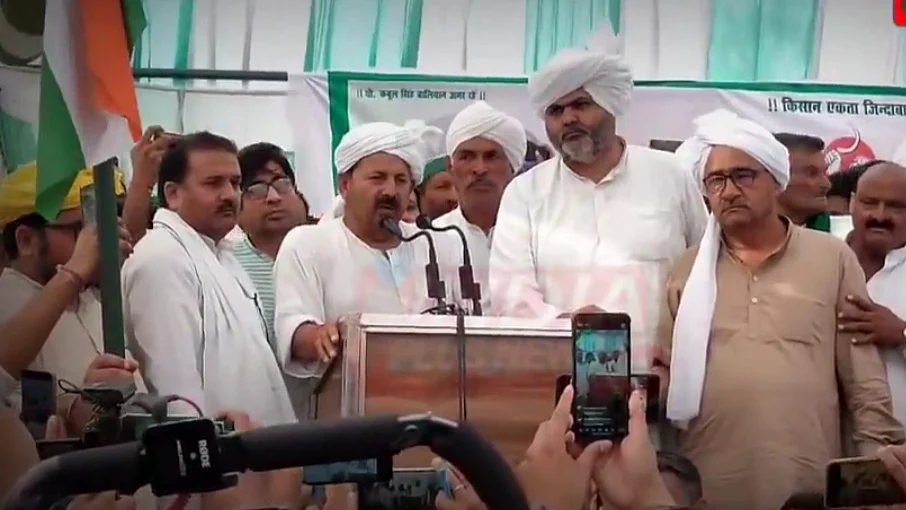 <div class="paragraphs"><p>مظفر نگر میں کھاپ پنچایت</p></div>