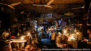 بنگلہ دیش میں بجلی کا بدترین بحران