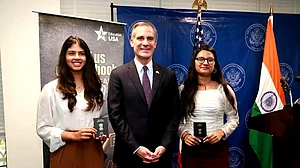 اسٹوڈنٹ ویزا ڈے: اعلی تعلیم کے شعبہ میں ہند-امریکہ تعلقات کا جشن