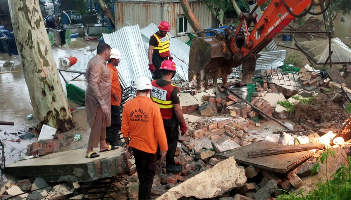 پاکستان میں مانسون سیزن کے دوران اب تک 101 افراد ہلاک، 180 زخمی